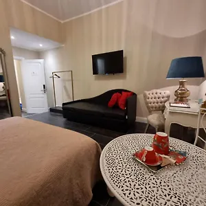 domus-aurea-luxury.hotels-amalfi.com/